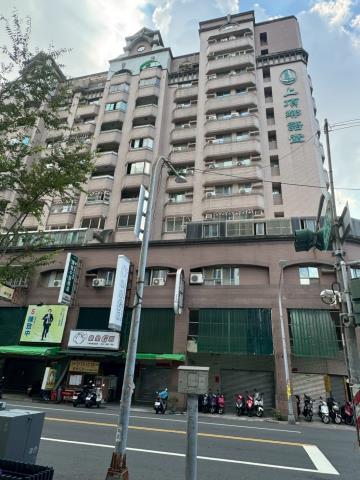 高雄前鎮大樓法拍-1