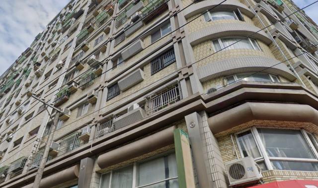 南區拍賣大樓-4