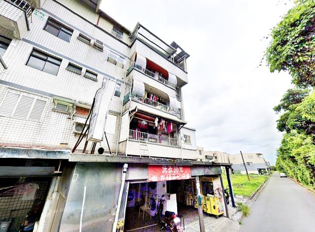 蘇澳鎮自強路三房公寓