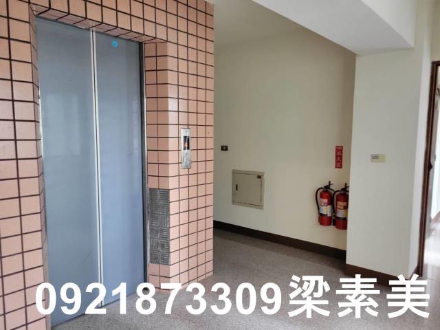 台南東區套房-11