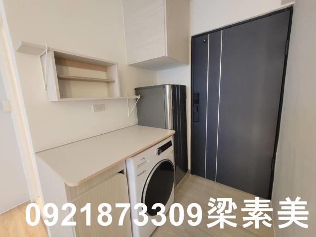 台南東區套房-8