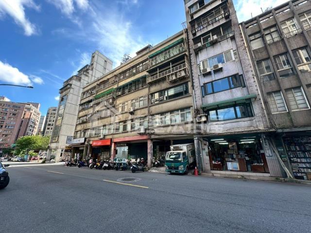 台北中正區拍賣店面-4