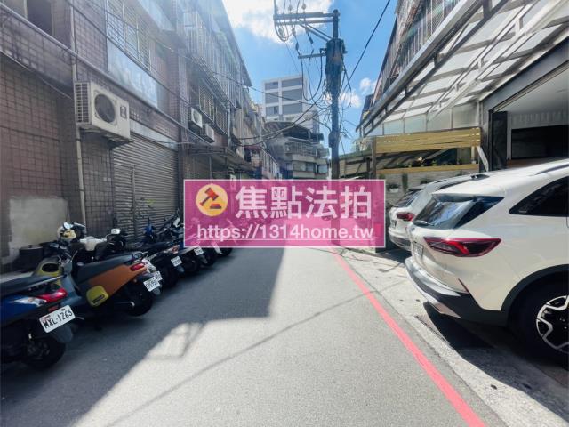 蘆洲拍賣華廈-9