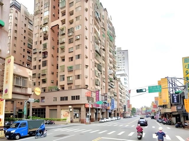 桃園區法拍大樓-2