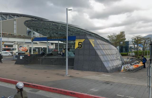 南港法拍透天-2