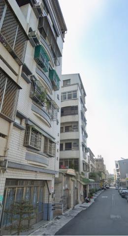 東區拍賣華廈-7