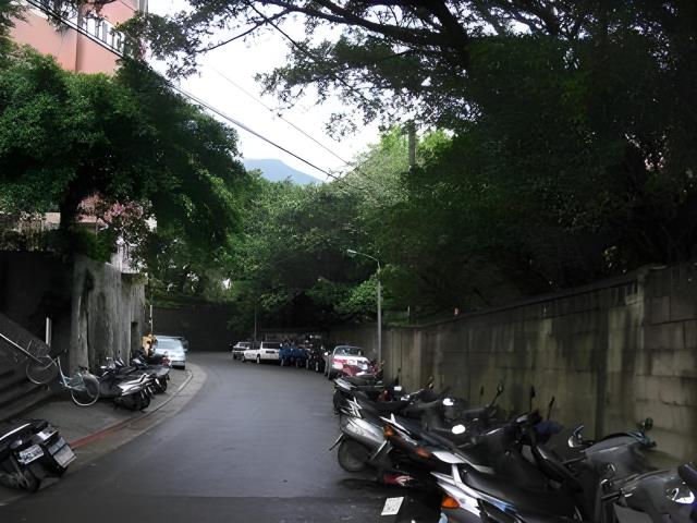 台北北投拍賣大樓-3