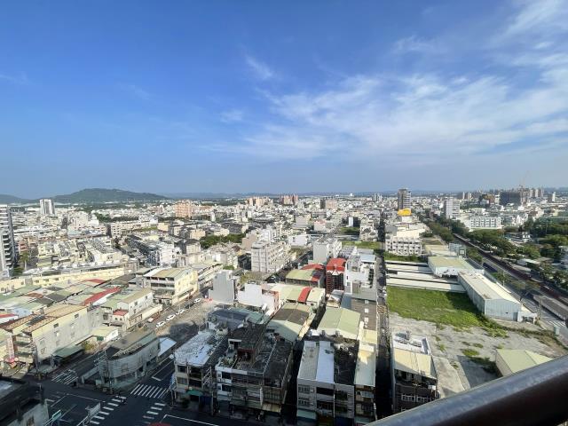 高雄岡山大樓-4