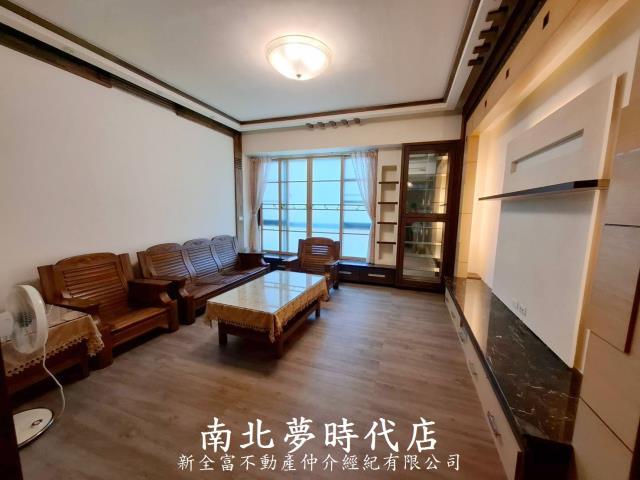 台南東區透天-1