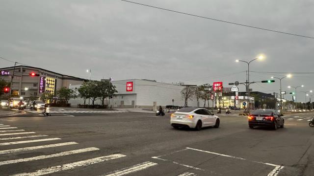 高雄拍賣大樓-10