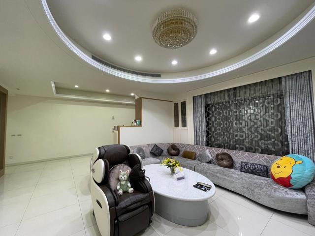 林口交流道大電梯別墅