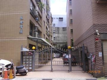 蘆洲法拍華廈-5