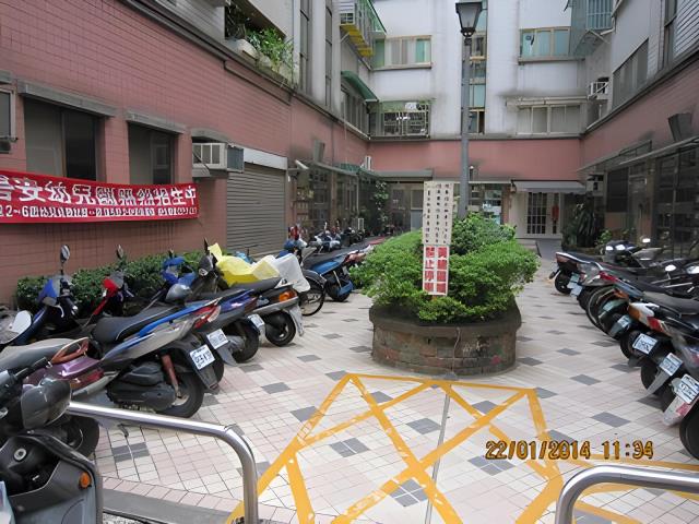 新北新店大樓法拍-4