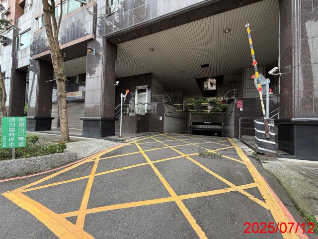 新北永和法拍大樓-4