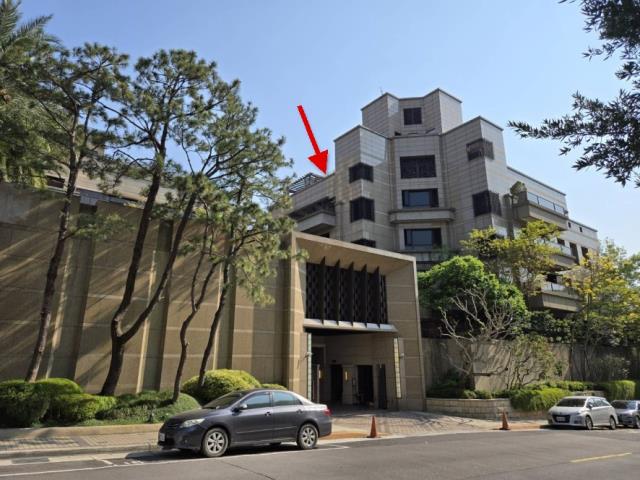 台北士林法拍大樓-2