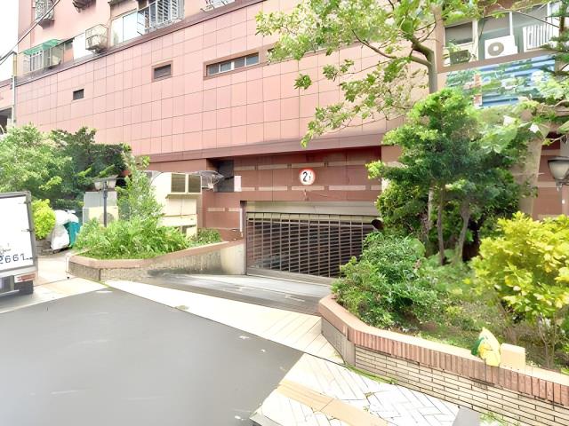 新北中和法拍大樓-10