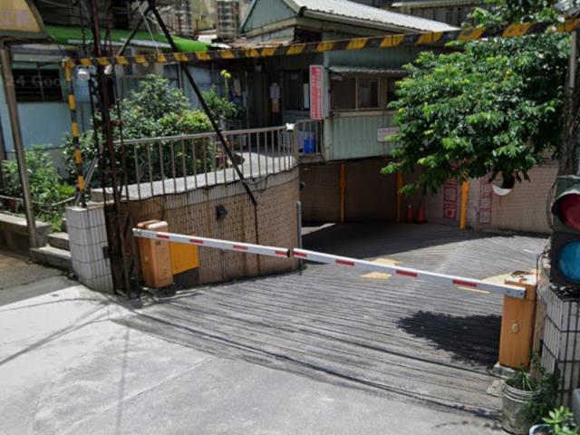 新北大樓法拍-4