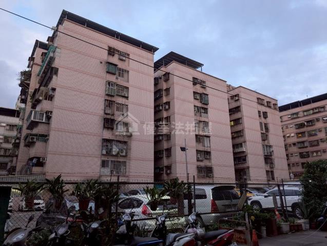 新莊法拍華廈-1