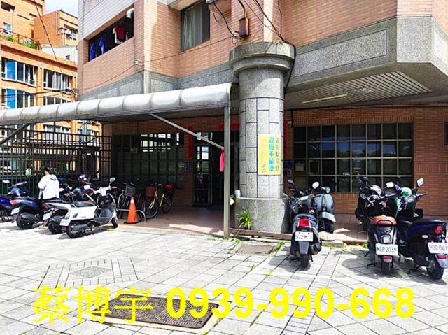 潭子朱羅紀公園法拍屋