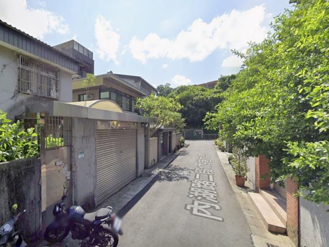 台北內湖透天法拍-3