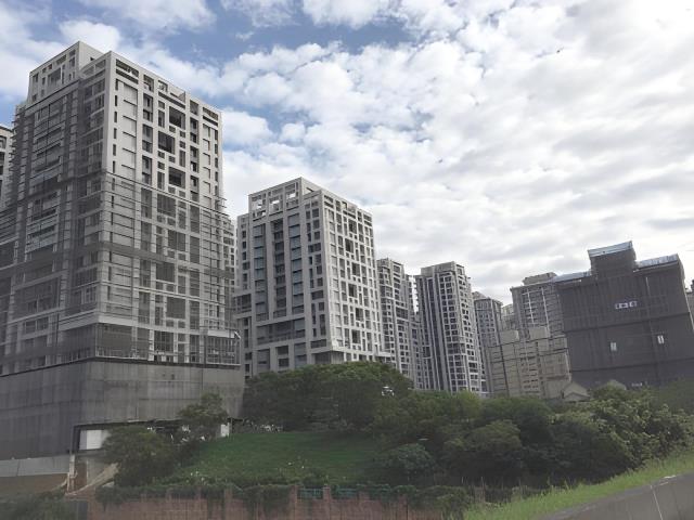 新北淡水法拍大樓-5