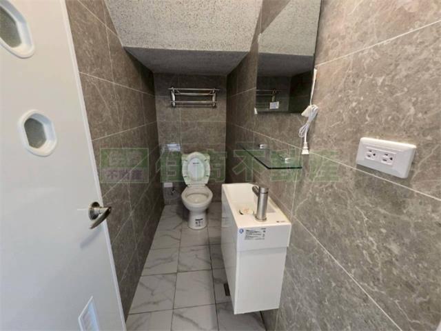 高雄小港透天-12