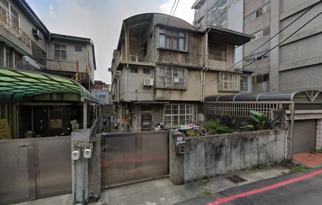 台中南區透天法拍-1