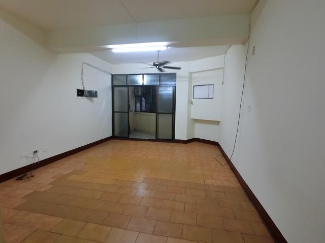 高雄苓雅透天-4