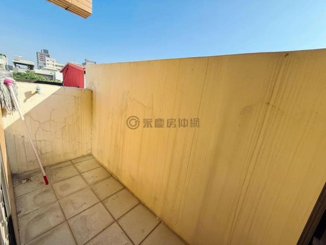 高雄苓雅透天-12