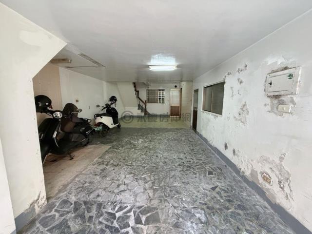 高雄苓雅透天-3