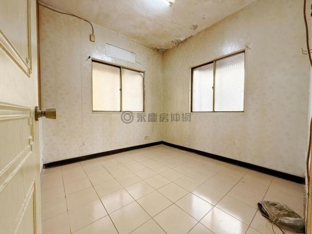 高雄苓雅透天-7