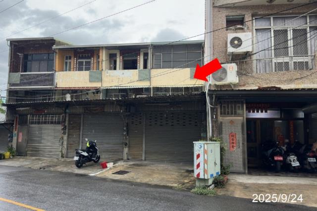 台南法拍透天-2