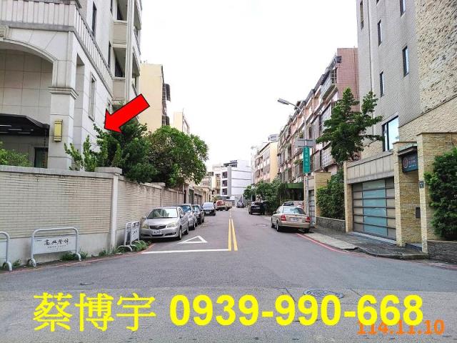 東區東英五街法拍別墅