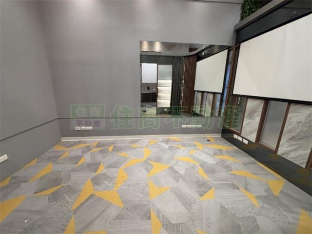 高雄新興區大樓-9