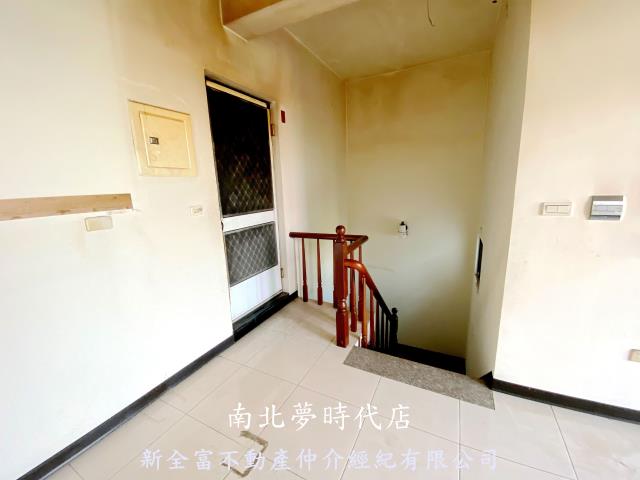台南安定透天-12