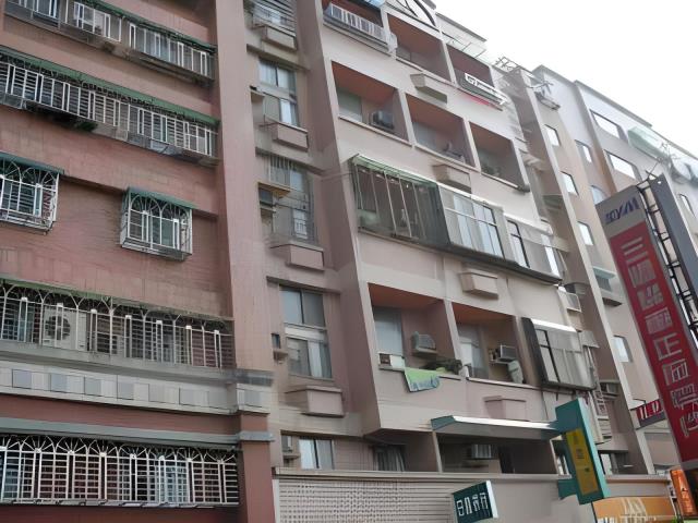 桃園法拍店面-4