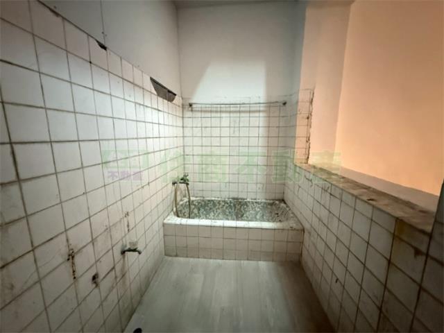 高雄鹽埕透天-13