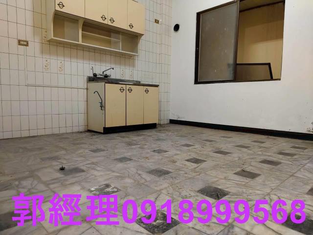 台南中西區透天-9