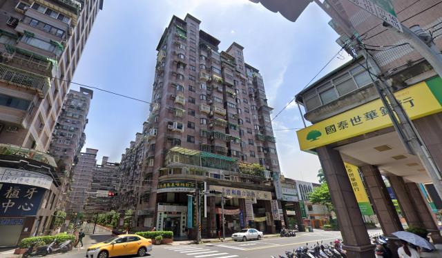 土城拍賣大樓-1