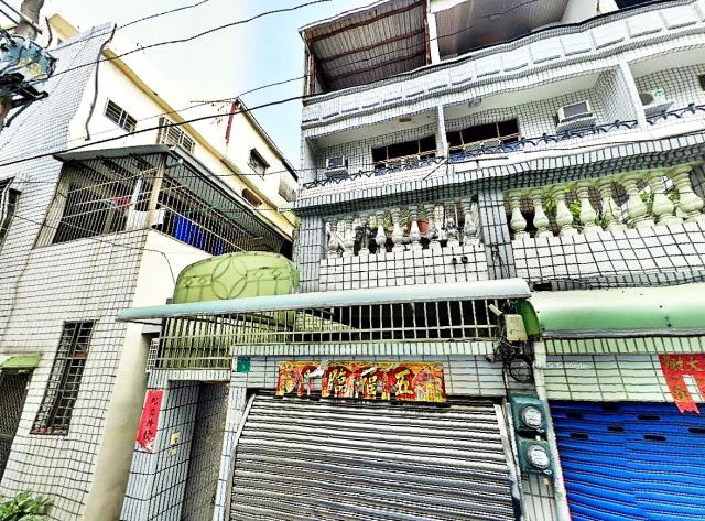 歸仁法拍透天-2