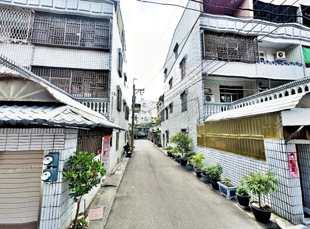 歸仁法拍透天-3