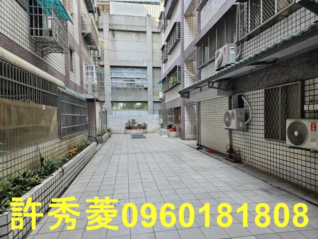 高雄岡山華廈-2