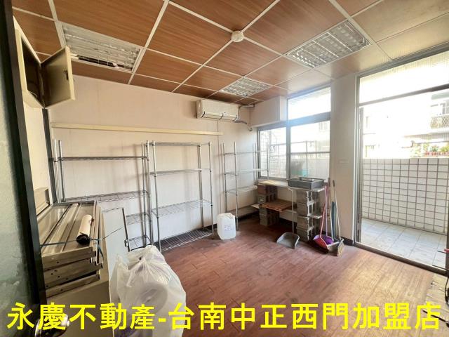 台南東區大樓-8