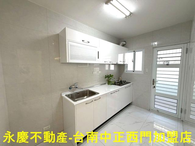 台南南區公寓-9
