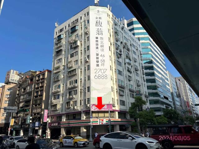 台北松山拍賣大樓-1