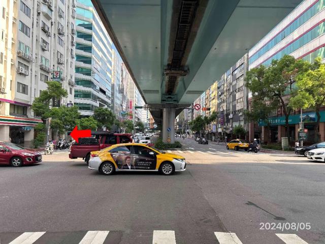 台北松山拍賣大樓-3