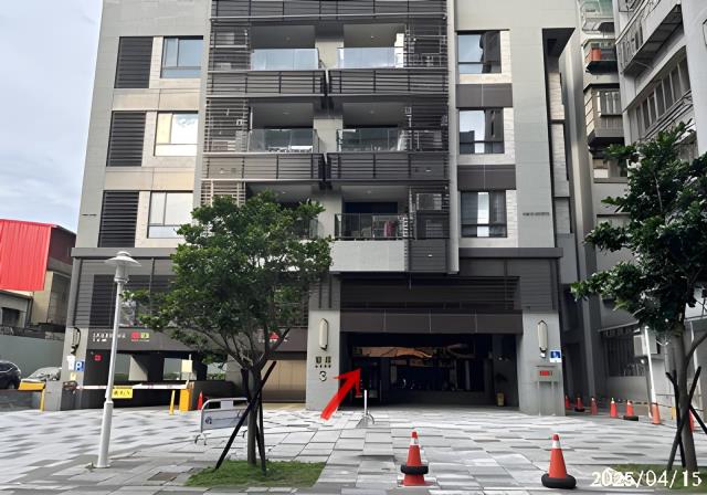 新北大樓法拍-2