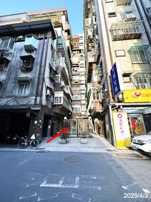 台北士林法拍大樓-2