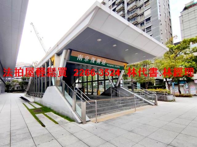 台北松山法拍整層停車場-12