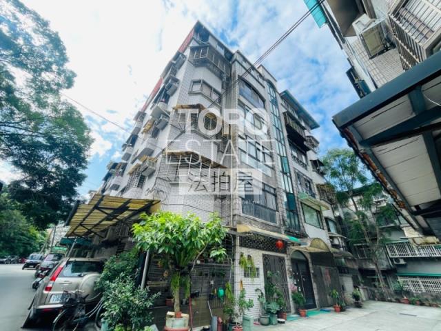 信義區法拍公寓-6